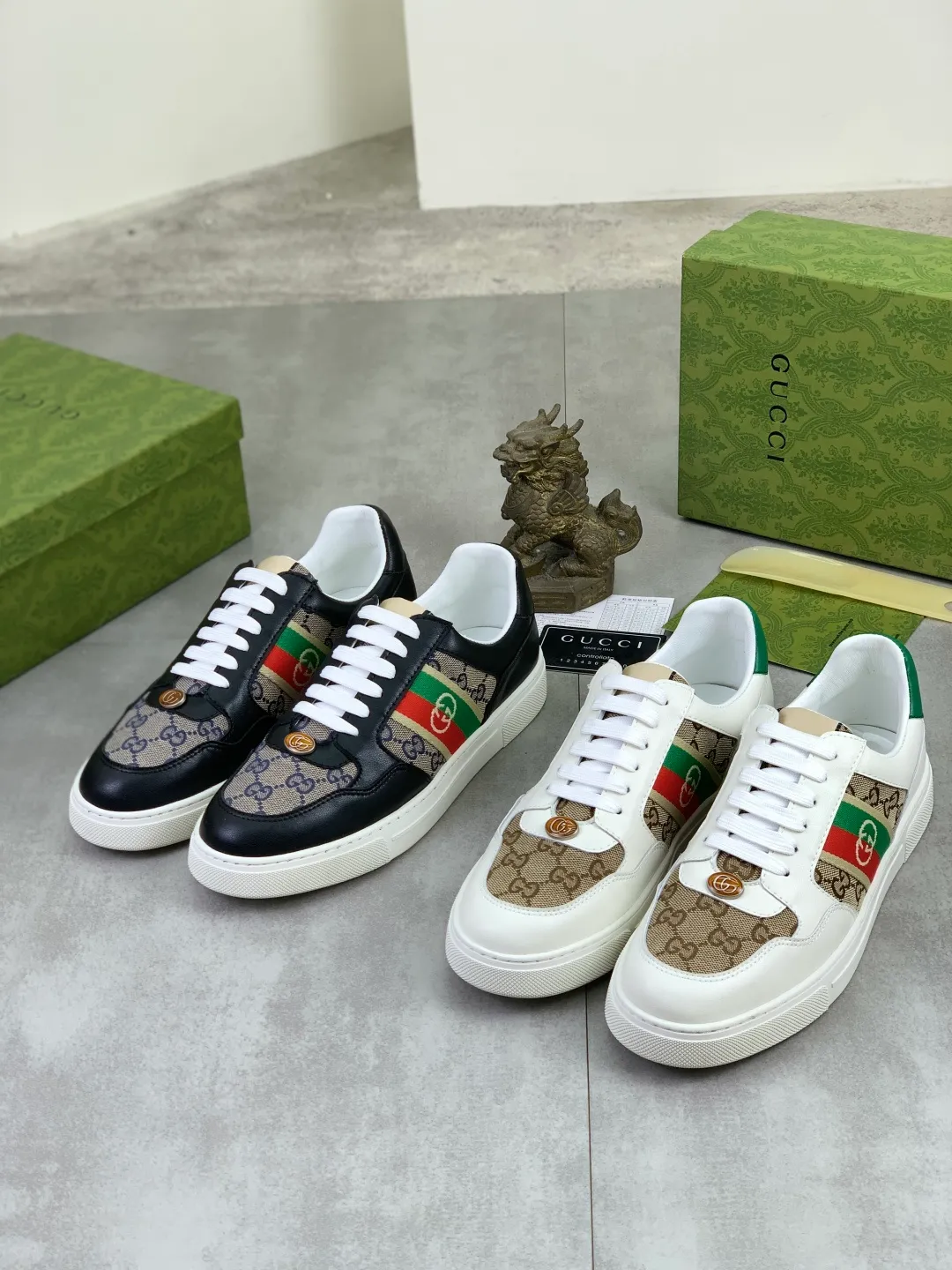 Men's Men's Shoes P420 💰[New Style] 🆘 The latest model from Gucci's official website🎁Classic casual and fashionable men's shoes👟Hot style💥Simple and elegant style, exclusive for trendy men. Unique latest brand elements from the official website👑Gucci original decoration, fashionable and generous, made of original soft calfskin fabric➕Comfortable soft sheepskin lining ✅The official website specifies wear-resistant rubber outsole_full of elasticity, classic model taken in real life🎬Color: 2️⃣colors available😍Number: 38-44